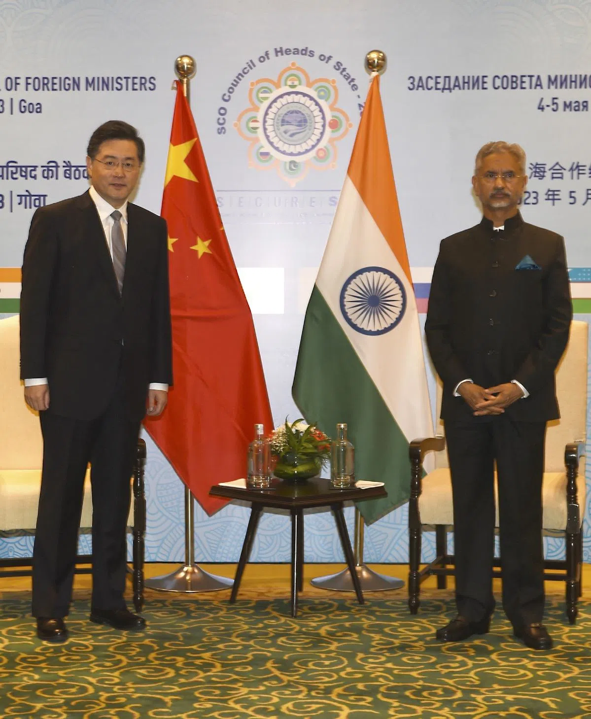 India and China flags displayed during the SCO Council of Heads of State meeting, symbolizing diplomatic engagement between the two nations