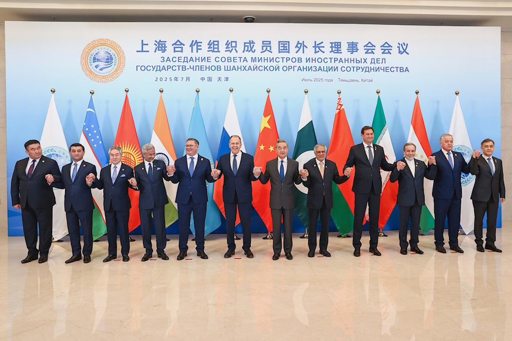 Leaders of SCO member countries at the 2025 SCO Foreign Ministers Council meeting in Tianjin, China, showcasing unity during the summit